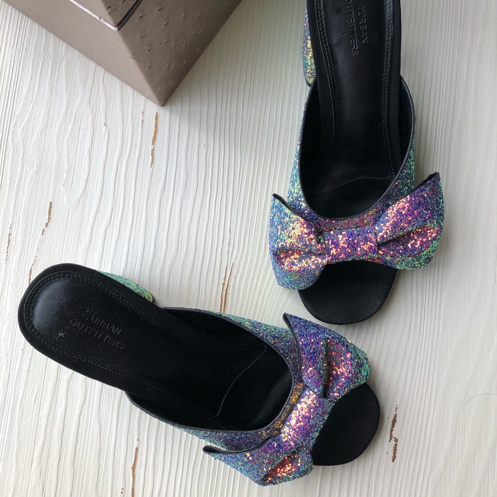 Glam UO Glitter Shine Bow Mule Heel